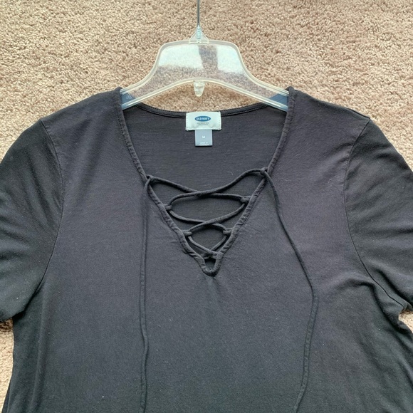 2 Old Navy Short Sleeve Tops - Picture 7 of 8